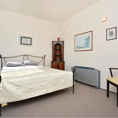 Oliva Allegra Apartman *
